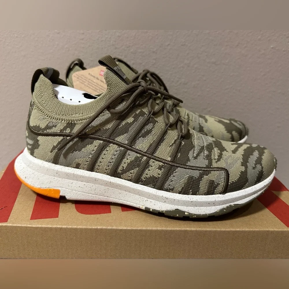 Fitflop Vitamin FF E01 Camo Knit Sports Sneakers  - NIB